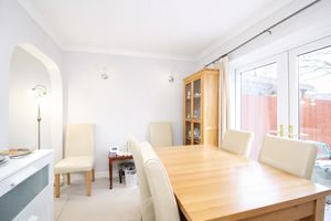Dining Room- click for photo gallery